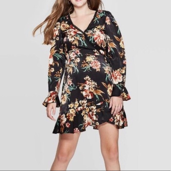 Sleeve Lace Trim Satin Wrap Dress 